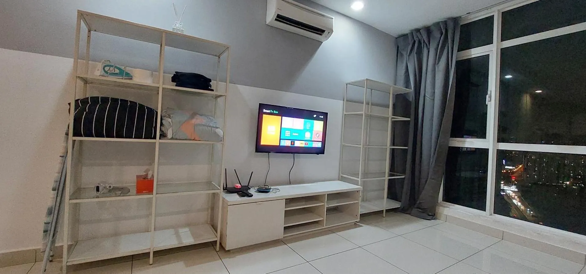 Apartment Lamandaz Homestay At Central Residence Sg Besi Near Mrt And Tbs With 2 Bedrooms Kuala Lumpur