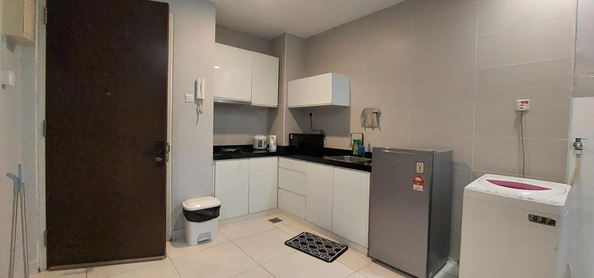 Lamandaz Homestay At Central Residence Sg Besi Near Mrt And Tbs With 2 Bedrooms Kuala Lumpur Apartment