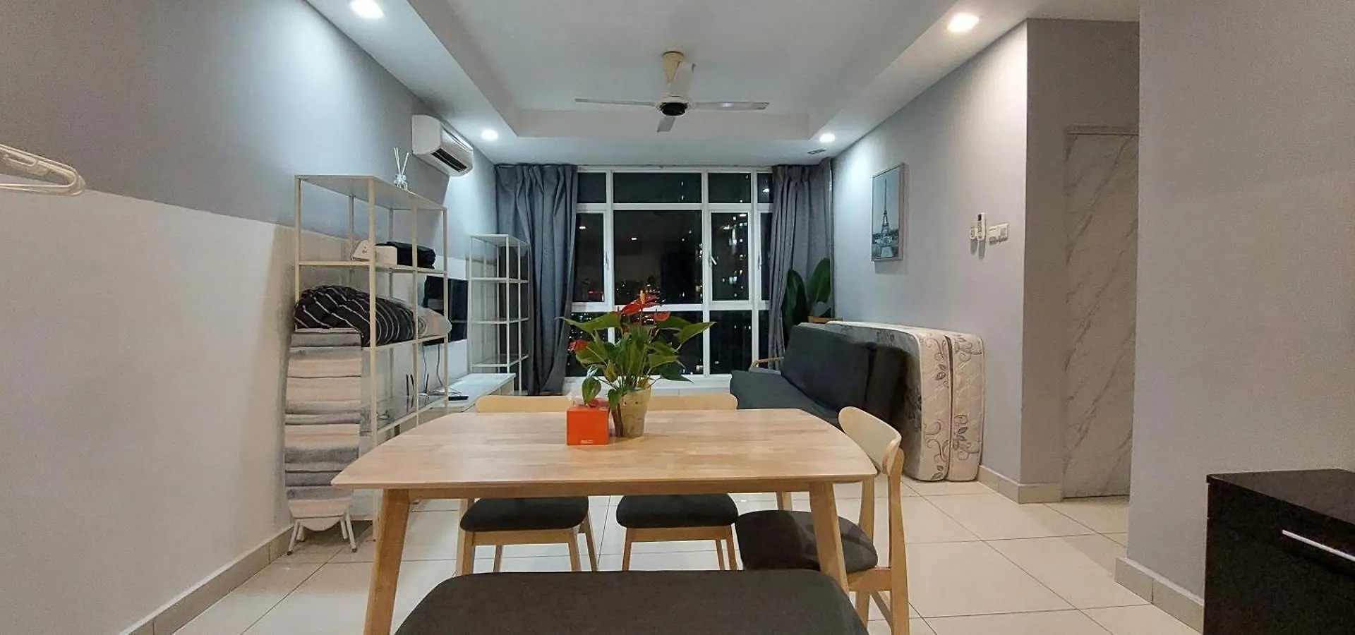 Lamandaz Homestay At Central Residence Sg Besi Near Mrt And Tbs With 2 Bedrooms Kuala Lumpur Malaysia