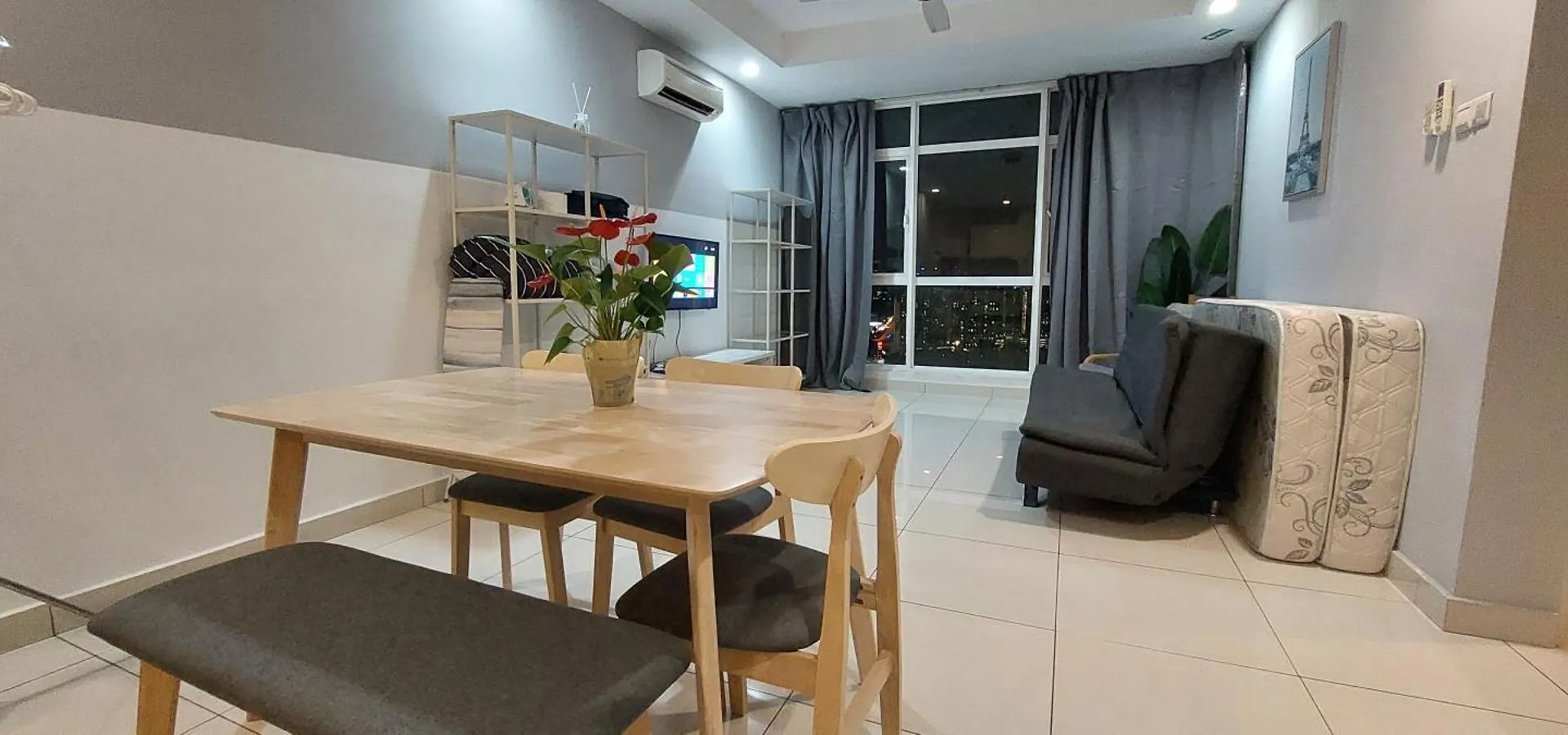 Lamandaz Homestay At Central Residence Sg Besi Near Mrt And Tbs With 2 Bedrooms contacts