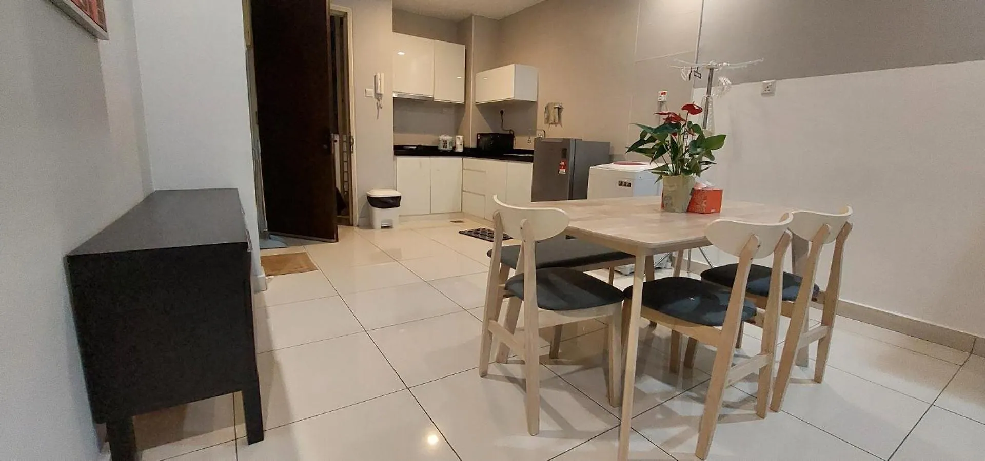 Lamandaz Homestay At Central Residence Sg Besi Near Mrt And Tbs With 2 Bedrooms Kuala Lumpur